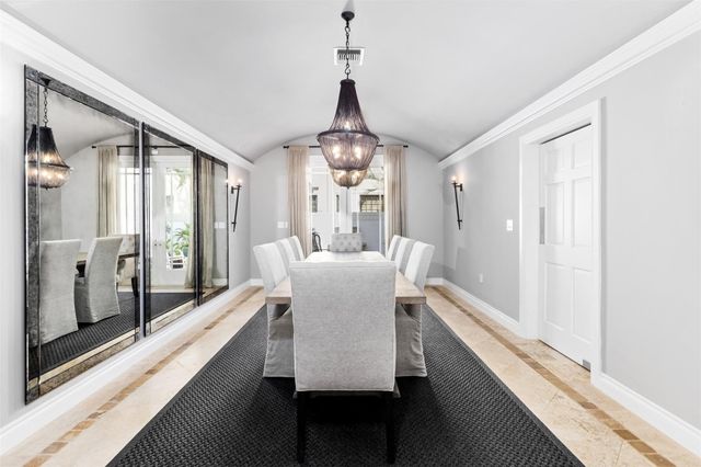 166 Royal Palm Drive, Fort Lauderdale, FL 33301