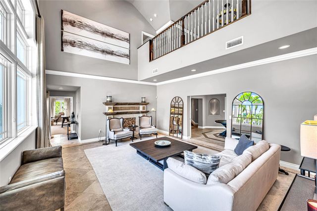 166 Royal Palm Drive, Fort Lauderdale, FL 33301