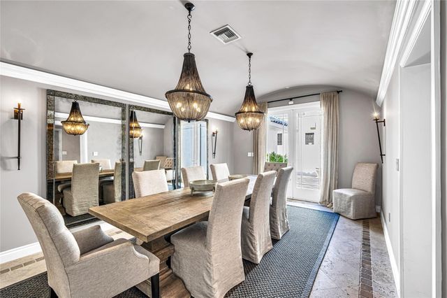 166 Royal Palm Drive, Fort Lauderdale, FL 33301