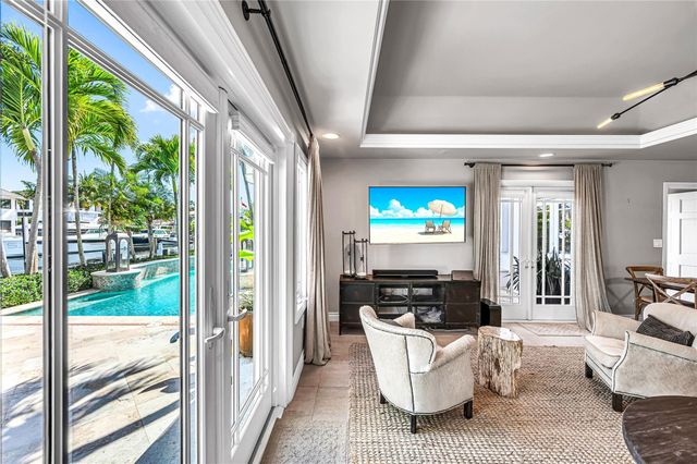 166 Royal Palm Drive, Fort Lauderdale, FL 33301