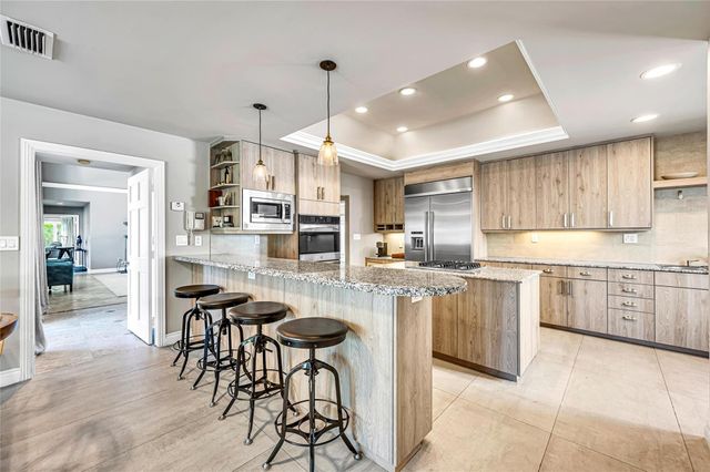 166 Royal Palm Drive, Fort Lauderdale, FL 33301