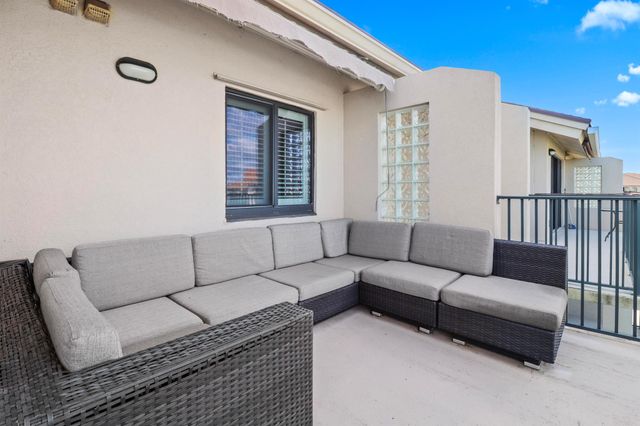 901 Seafarer Circle 503, Jupiter, FL 33477