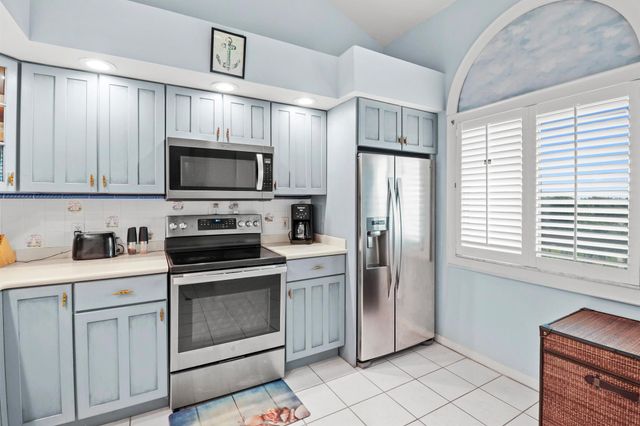 901 Seafarer Circle 503, Jupiter, FL 33477