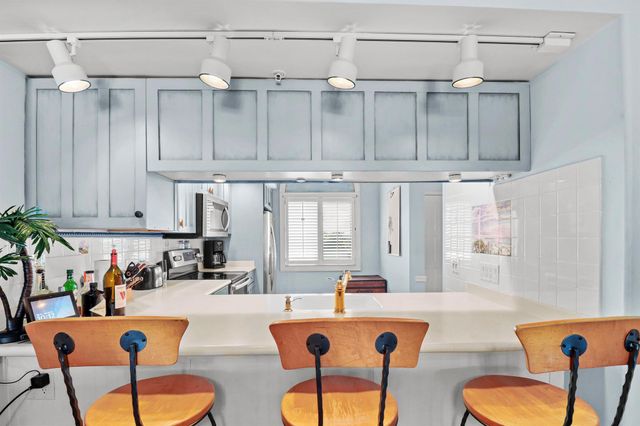 901 Seafarer Circle 503, Jupiter, FL 33477