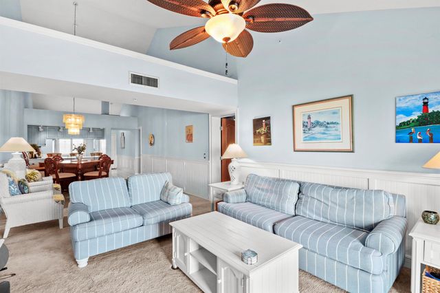 901 Seafarer Circle 503, Jupiter, FL 33477