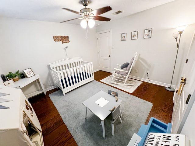 1213 Delsie DR B, Austin, TX 78734