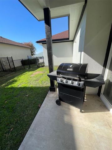 1213 Delsie DR B, Austin, TX 78734