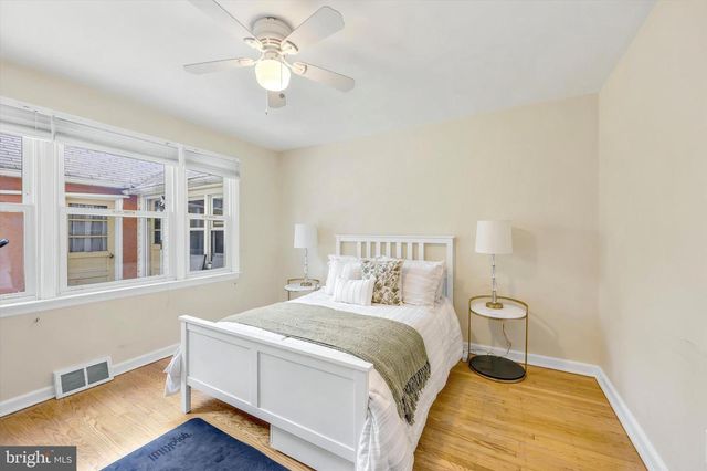 39 HAVERFORD RD, Ardmore, PA 19003