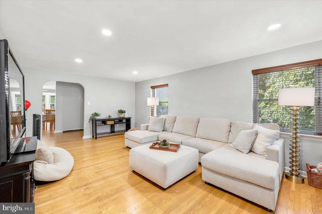39 HAVERFORD RD, Ardmore, PA 19003