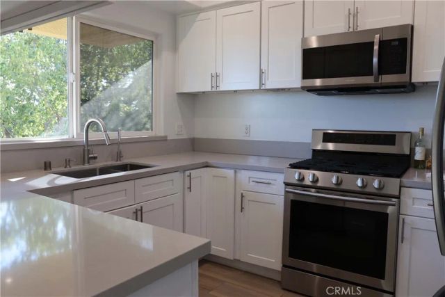 620 E Palm 302, Burbank, CA 91501