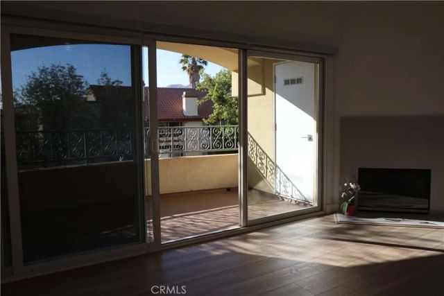 620 E Palm 302, Burbank, CA 91501