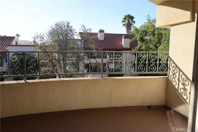 620 E Palm 302, Burbank, CA 91501