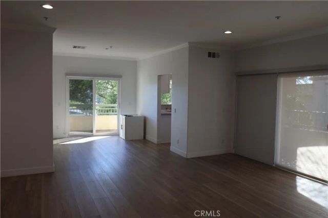 620 E Palm 302, Burbank, CA 91501