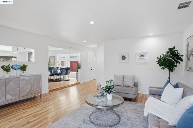 4531 Stevenson Blvd, Fremont, CA 94538