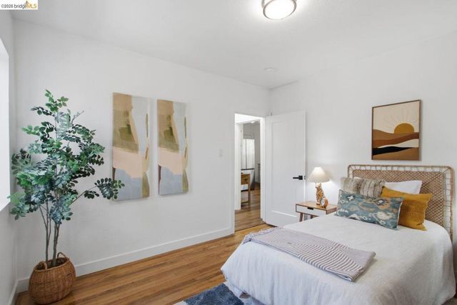 2081 Bonar St, Berkeley, CA 94702