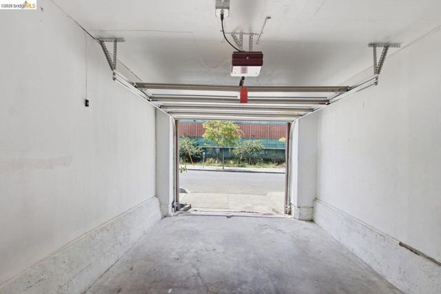 2081 Bonar St, Berkeley, CA 94702