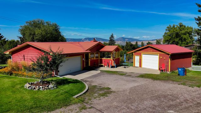 1205 11th Avenue E, Polson, MT 59860 property photo