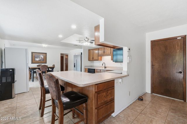 846 N WHITING Circle, Mesa, AZ 85213
