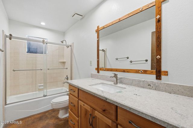 846 N WHITING Circle, Mesa, AZ 85213