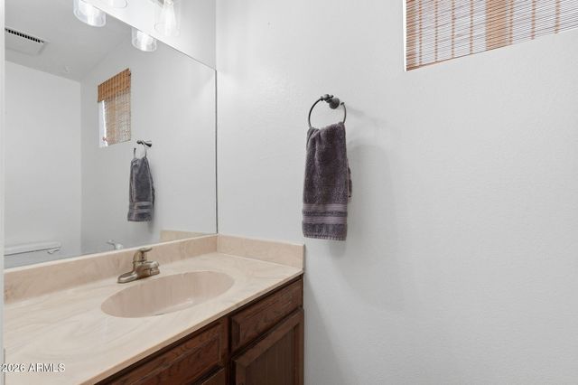 846 N WHITING Circle, Mesa, AZ 85213