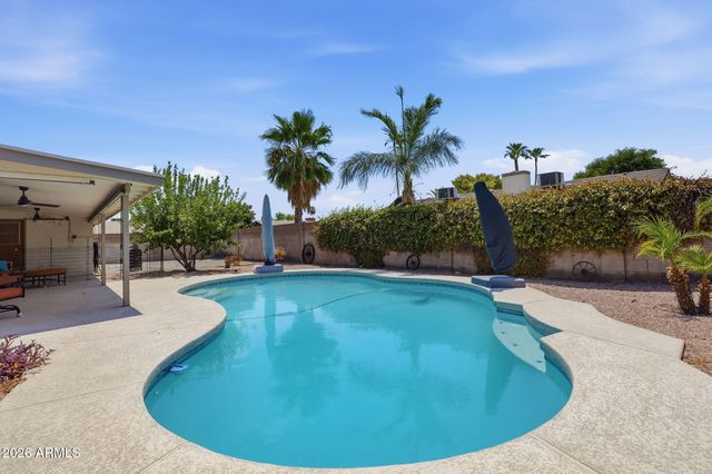 846 N WHITING Circle, Mesa, AZ 85213