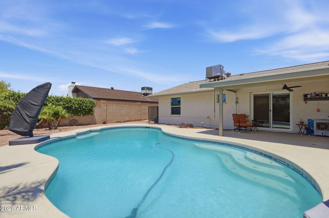846 N WHITING Circle, Mesa, AZ 85213