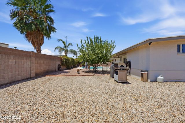 846 N WHITING Circle, Mesa, AZ 85213