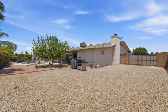 846 N WHITING Circle, Mesa, AZ 85213