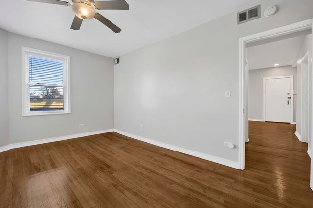 3024 N Pulaski Road 4B, Chicago, IL 60641