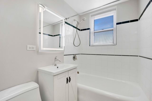 3024 N Pulaski Road 4B, Chicago, IL 60641