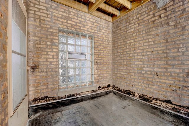 3024 N Pulaski Road 4B, Chicago, IL 60641