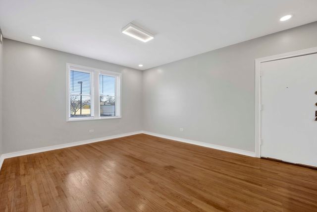 3024 N Pulaski Road 4B, Chicago, IL 60641