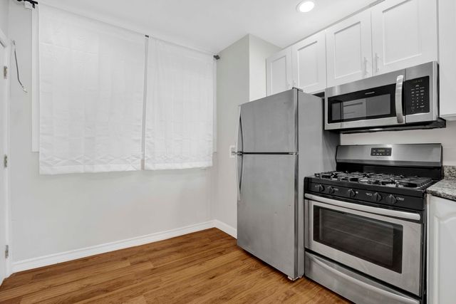 3024 N Pulaski Road 4B, Chicago, IL 60641