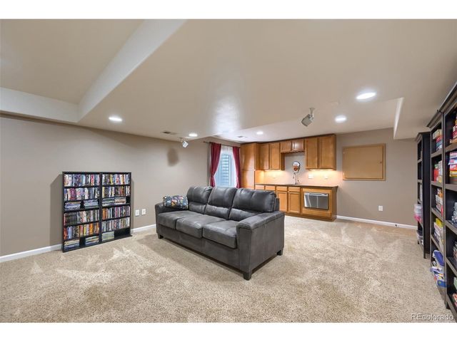 932 Eichhorn Dr, Erie, CO 80516