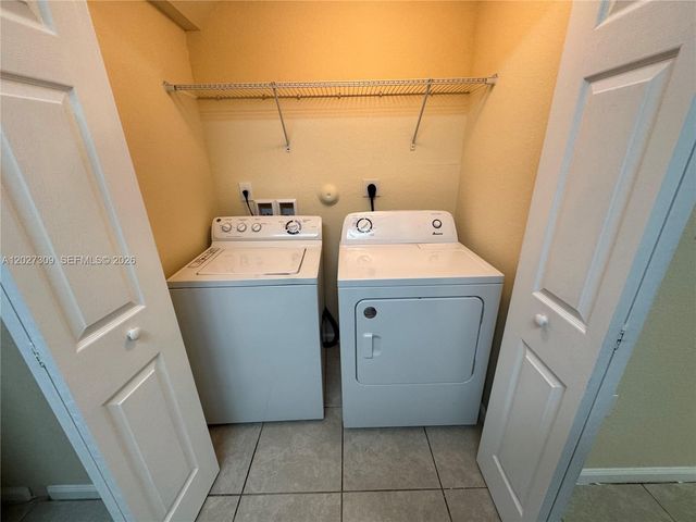 8650 NW 97 ave 216, Doral, FL 33178
