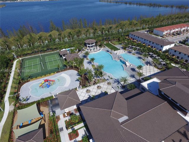 8650 NW 97 ave 216, Doral, FL 33178