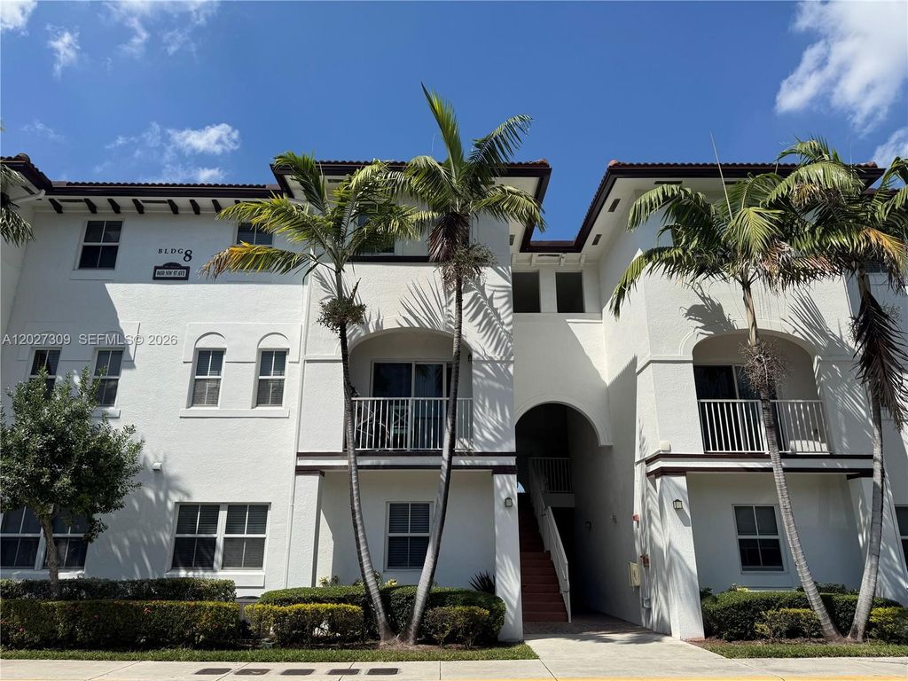 8650 NW 97 ave 216, Doral, FL 33178