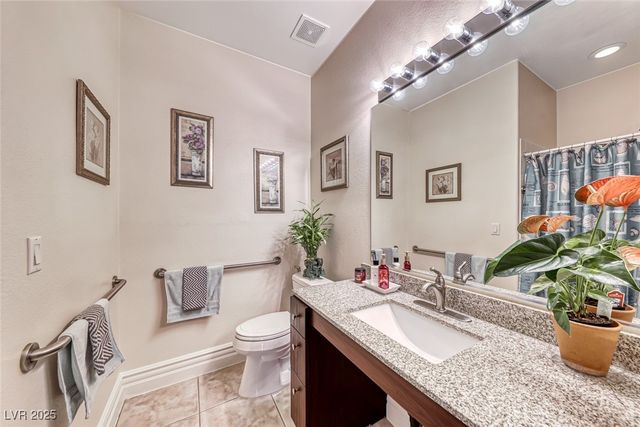 8839 La Manga Avenue, Las Vegas, NV 89147