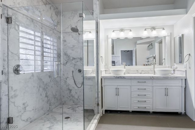 8839 La Manga Avenue, Las Vegas, NV 89147