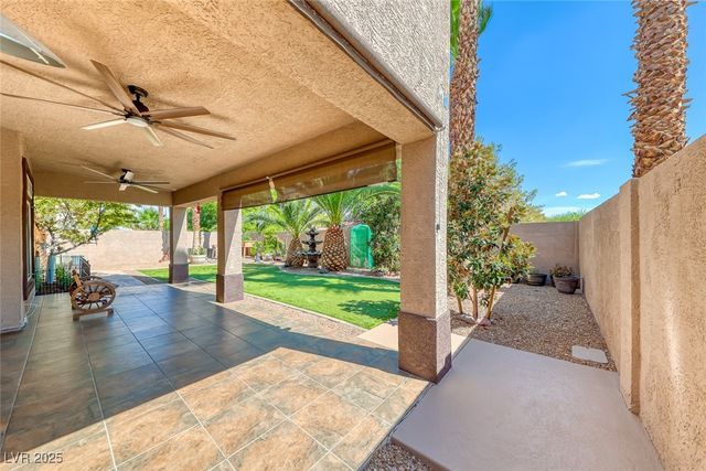 8839 La Manga Avenue, Las Vegas, NV 89147