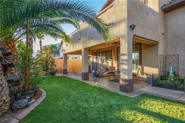 8839 La Manga Avenue, Las Vegas, NV 89147