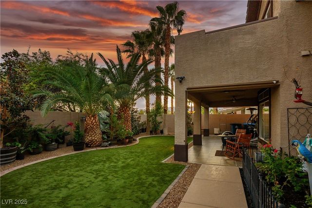 8839 La Manga Avenue, Las Vegas, NV 89147