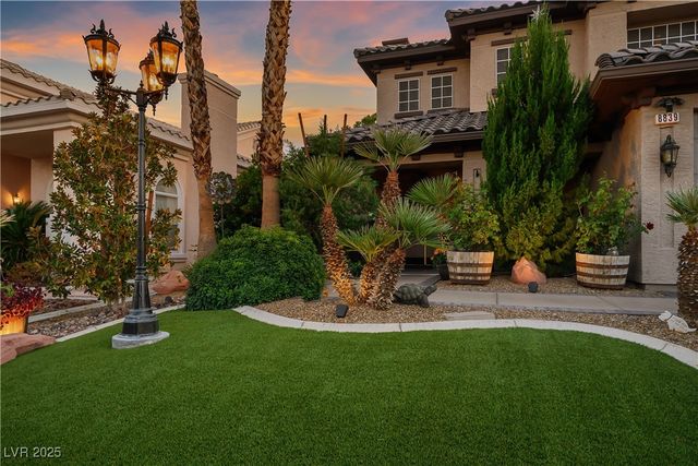 8839 La Manga Avenue, Las Vegas, NV 89147