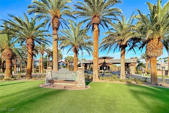 8839 La Manga Avenue, Las Vegas, NV 89147