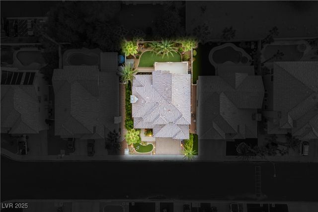 8839 La Manga Avenue, Las Vegas, NV 89147