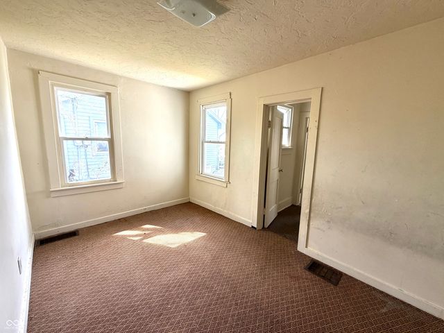 1504 Dewey Street, Anderson, IN 46016