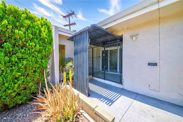 1939 S Bradshawe, Monterey Park, CA 91754