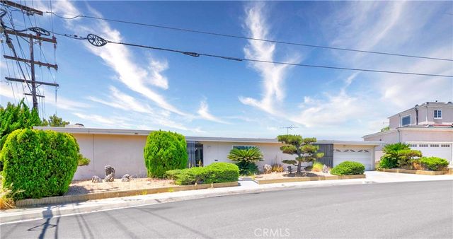 1939 S Bradshawe, Monterey Park, CA 91754