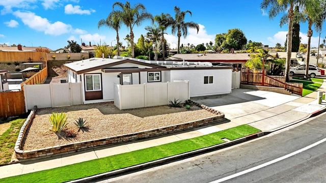 8937 Hammond Dr, San Diego, CA 92123