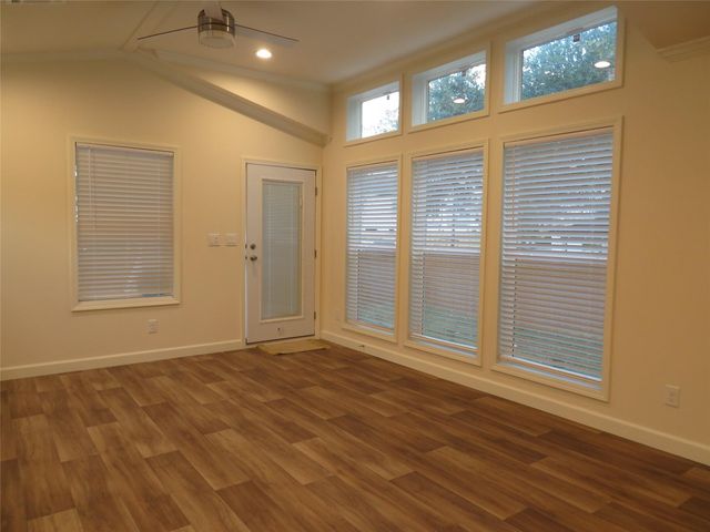 2712 Bering Street, Houston, TX 77003